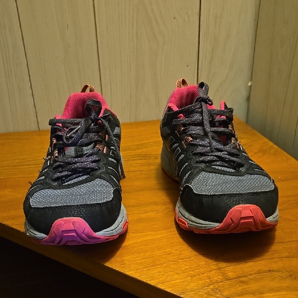 Black, Grey & Pink Asics Gel Venture 7 Women's Size10 - Picture 1 of 14